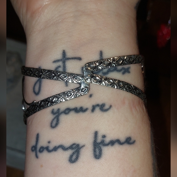 Enormous Pink Agate Adjustable Bangle Bracelet - Picture 5 of 6